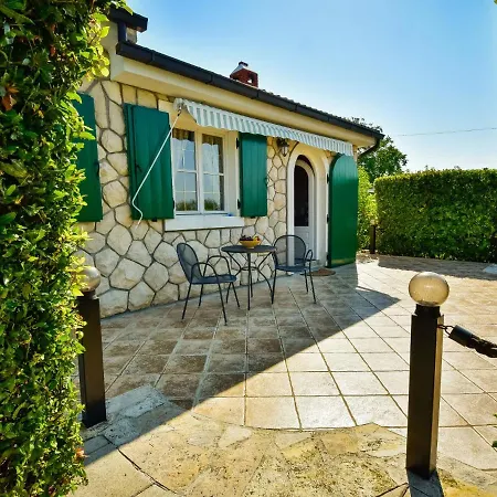 Sandra By Interhome בית נופש